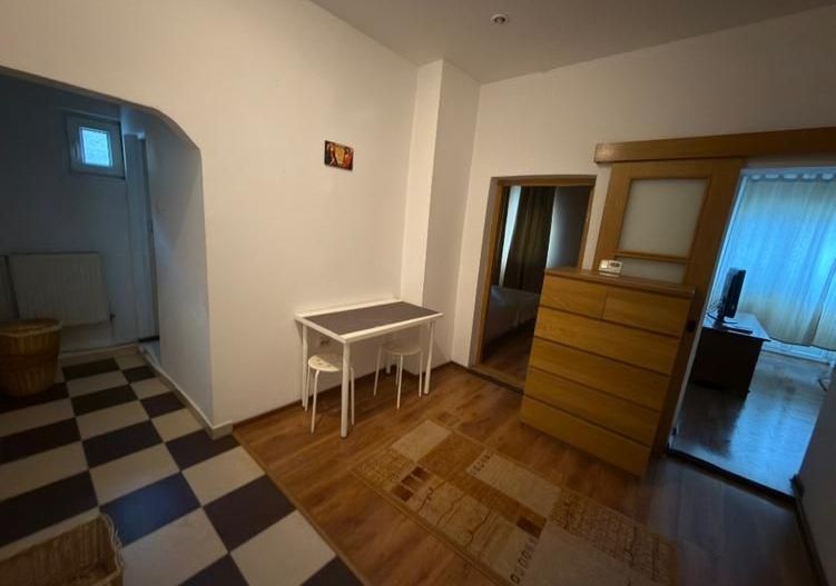 Apartament în vila Rond Alba Iulia/Decebal - Poză 6