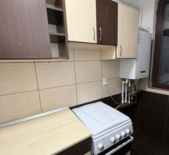 GARSONIERA PIATA SUDULUI, CENTRALA, BUCATARIE INCHISA, METROU 14 MIN - Poză 4