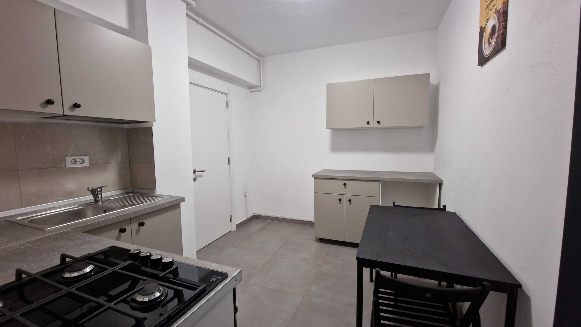 Apartament 2 camere de inchiriat | centrala proprie | parcare | metrou Pacii - Poză 3