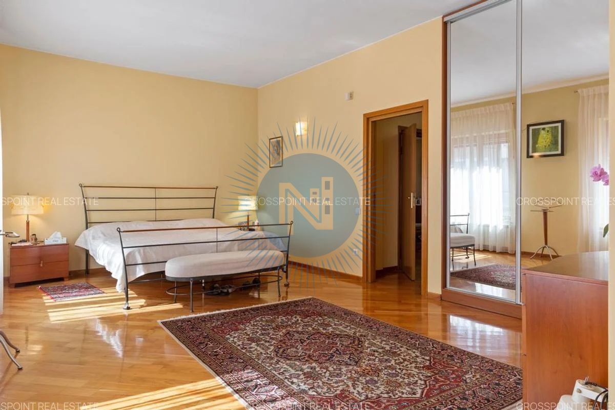 Apartament in vila Capitale plus Demisol - Poză 10
