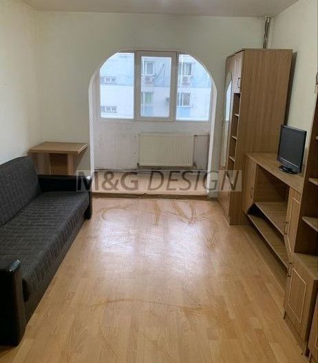Garsoniera Buziasului etaj 3 cu balcon inchis - Poză 1