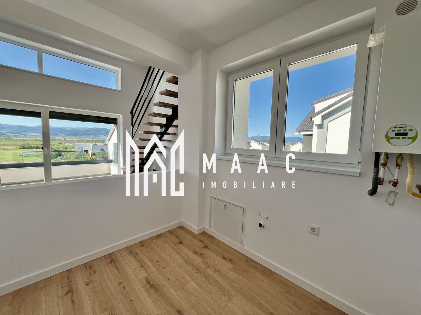 Penthouse Elegant pe 2 Niveluri cu Terasă și Vedere Superbă - Poză 11