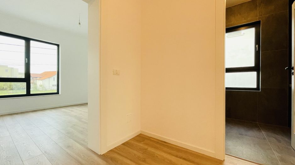 Duplex Ultramodern, impecabil executat | 4 dormitoare & 2 terase - Poză 36