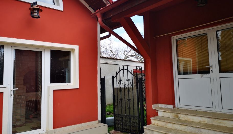 Casa si teren Lunguletu - Poză 4