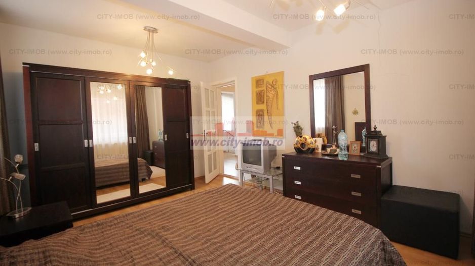 Vanzare Vila SINAIA - Poză 9