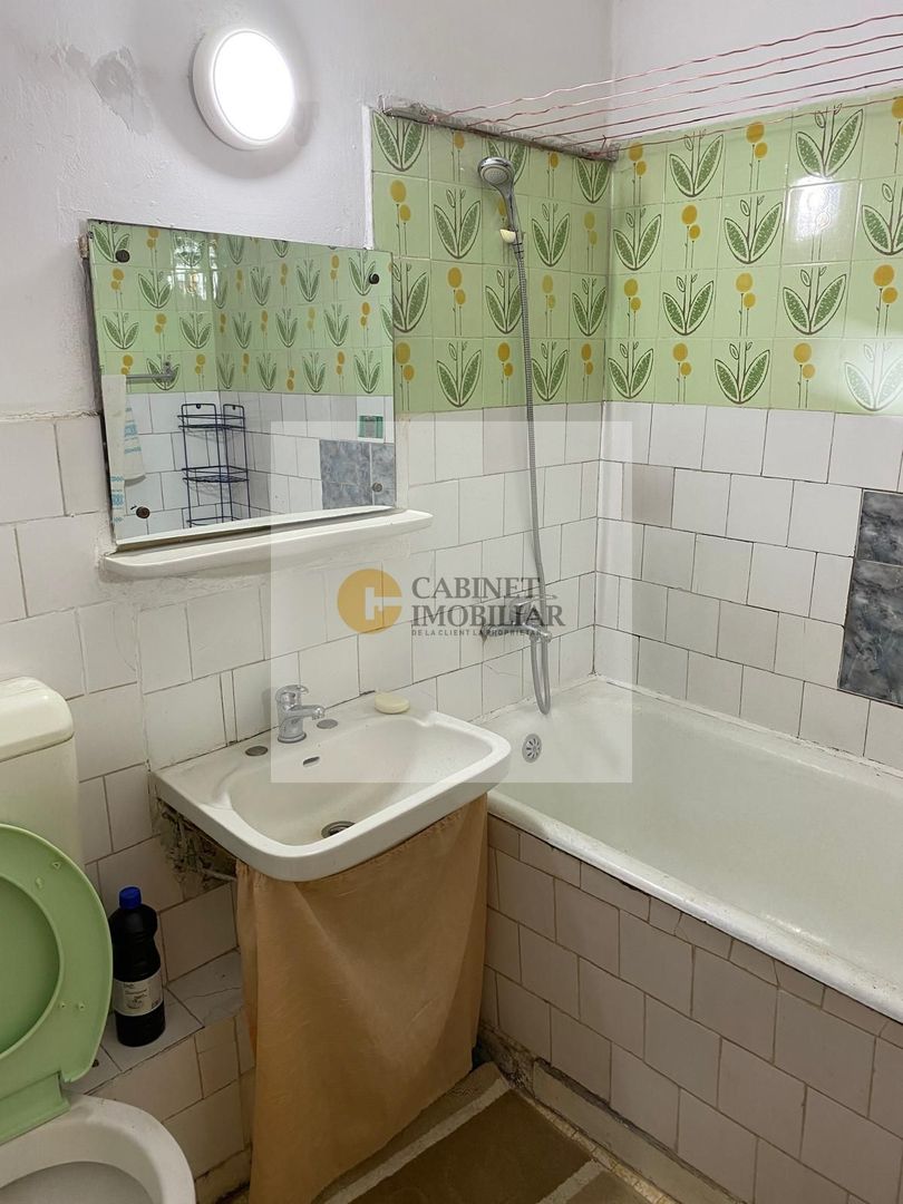 2 Camere - 50MP | 1980 | Metrou Lujer la 2 minute - Poză 7