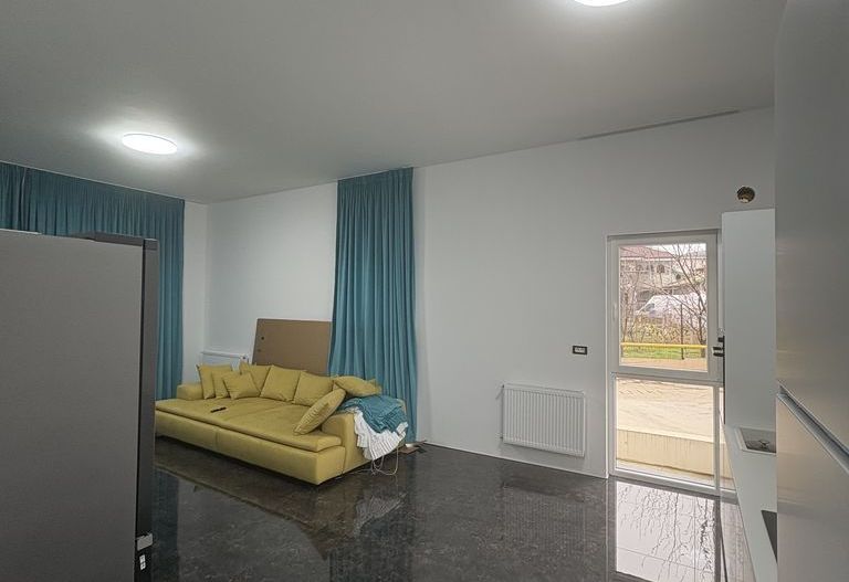 Apartament 2camere finisaje lux - Poză 1