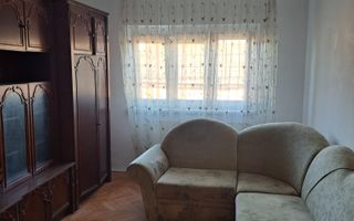 Ap 3 cam, zona Lipovei, etaj 1, centrala - Poză 4