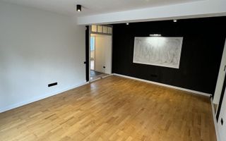 Spatiu Birouri Premium  | Parter Casa cu intrare din Stradă - Poză 3