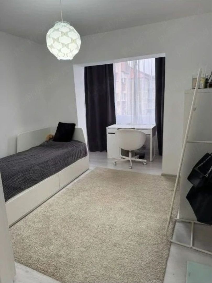 Lipovei | 4 Camere | Etaj Intermediar | Centrala Proprie. - Poză 3