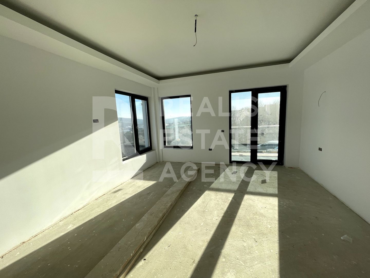 Casă de vânzare în Iași – Sorogari | 500 mp teren | 3 dormitoare, beci - Poză 9