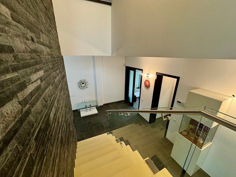 Vila lux de vanzare in cel mai dorit complex din Erou Iancu Nicolae-locatie rara - Poză 7