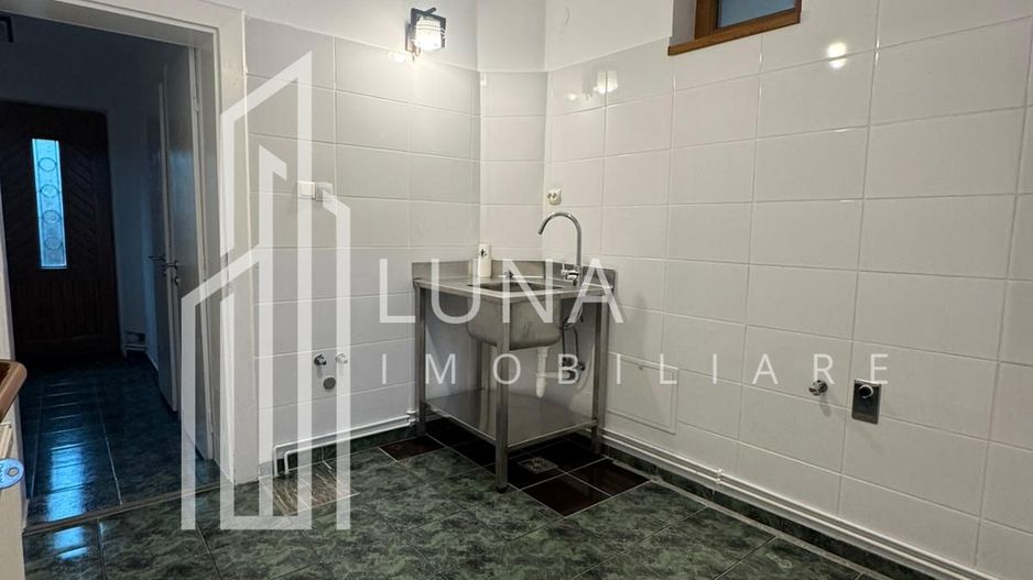 De inchiriat vila cu priveliste spectaculoasa - ideal spatiu comercial - Poză 20