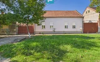 Casă cu piscină și teren generos, Sântana - Poză 15
