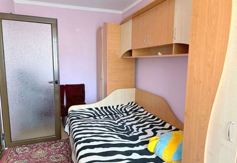 De vanzare apartament cu 3 camere, micro 38, et. 3, 63.000 euro - Poză 4