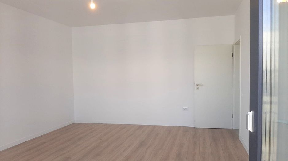 Un Apartament Pentru O Viață Bună  Coresi  2025 - Poză 8