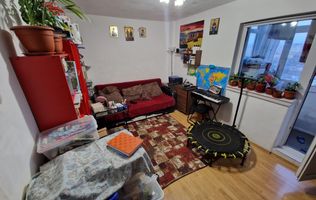 3 Camere Decomandat- Etaj intermediar+ Loc de parcare- Zona Alexandru cel Bun