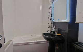 Apartament cu 3 camere | Ascensor | Rogerius | Oradea - Poză 9