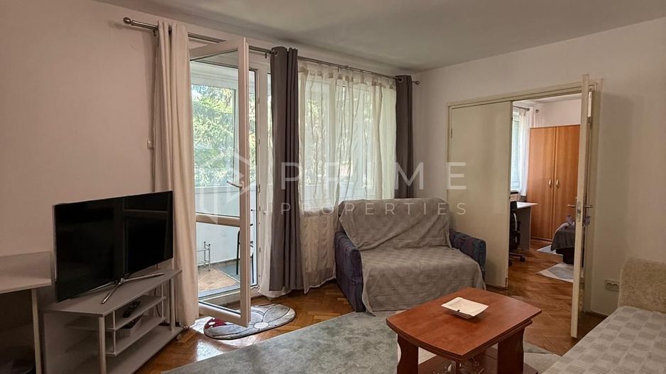 Apartament cu 3 camere decomandate- Ideal pentru studenti - Zona Tudor - Poză 1