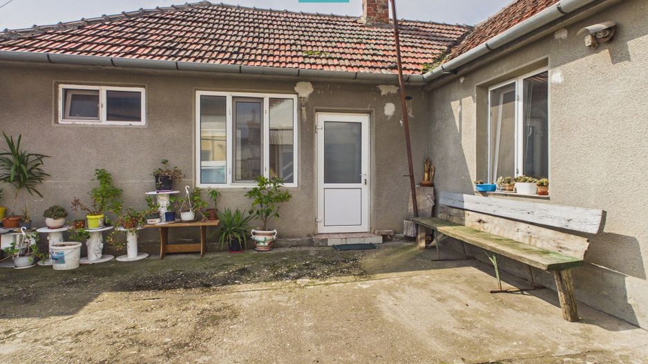 2 case separate + curte 1400 mp – Zona Dâmbovița - Poză 20