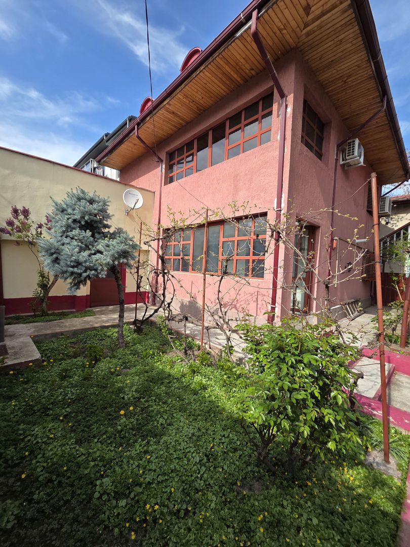 NOU! Vila in spatele Bisericii Bazilescu - Poză 2