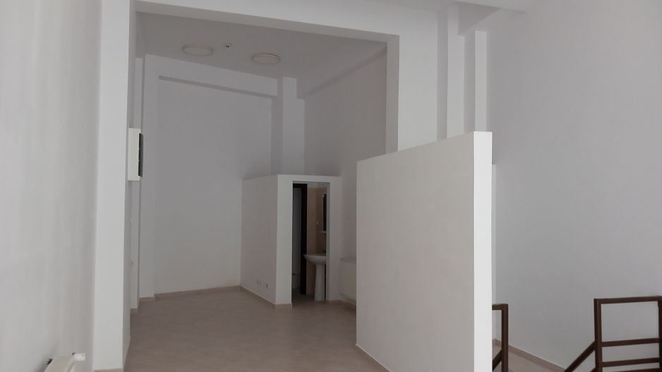 BRASADAS închiriază spatiu comercial RENOVAT Lipscani 120mp. - Poză 3