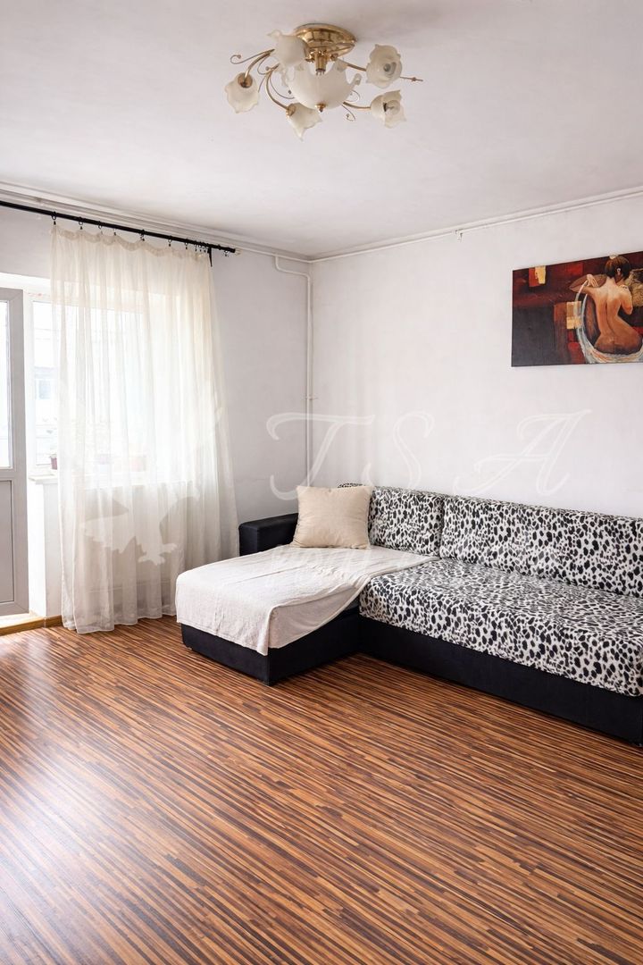 Apartament 2 camere, decomandat, zona Sebastian - Poză 1