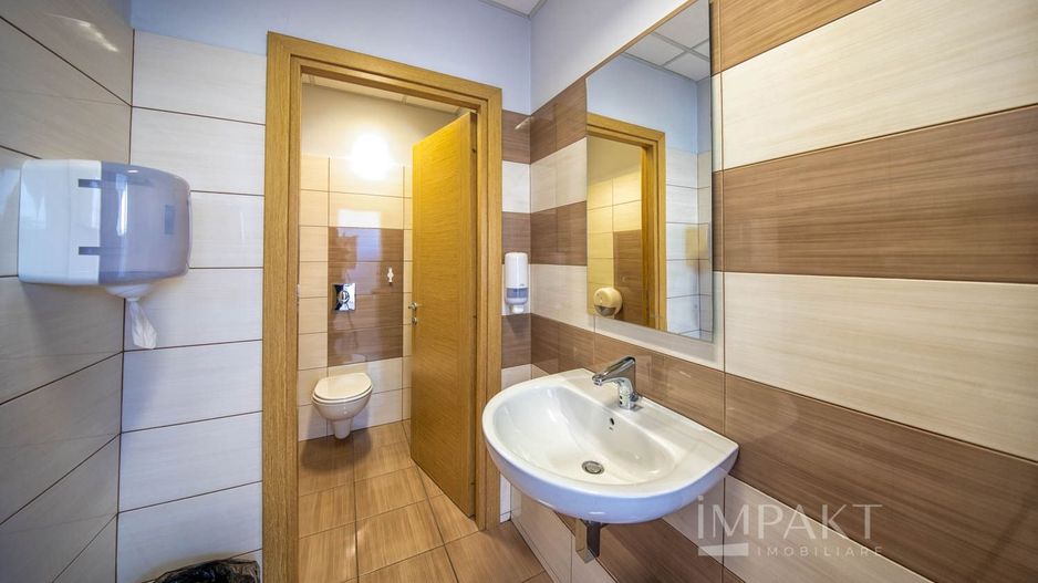 Cladire comerciala reprezentativa de inchiriat Calea Bucuresti Brasov - Poză 31