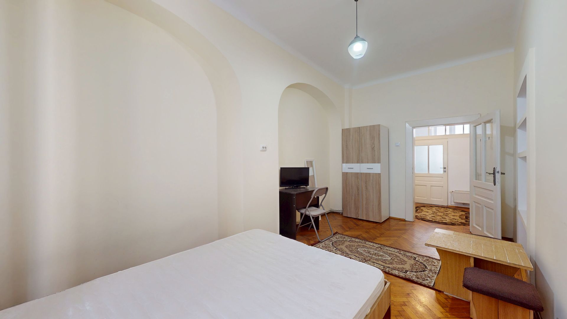 Comision 0% | Garsoniera la casă | curte | centrul istoric | - Poză 2