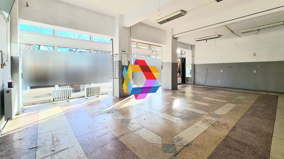 Spatiu comercial de închiriat Brasov - 60 mp  # spatii-comerciale-brasov.ro - Poză 1