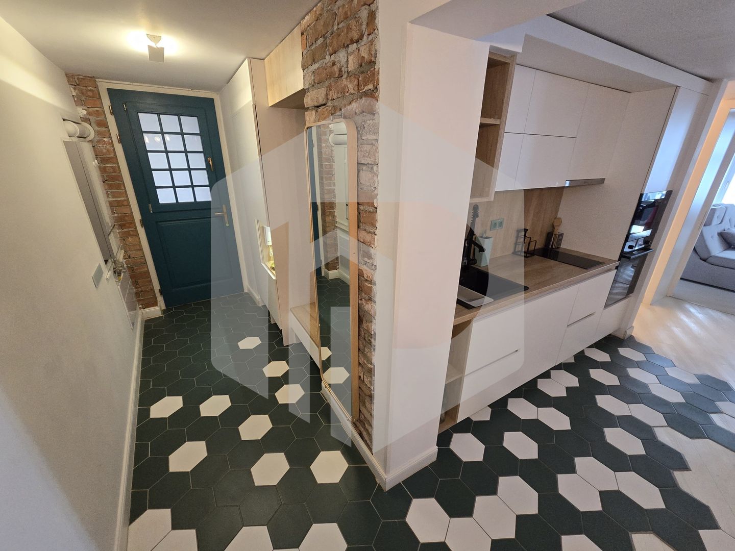 Apartament superb 3 camere zona Ultracentrala - Poză 8