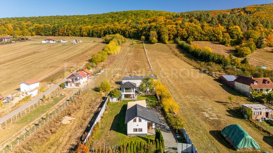 Casă 4 camere, garaj, foișor, grajd, 6000mp teren lângă padure - Poză 28