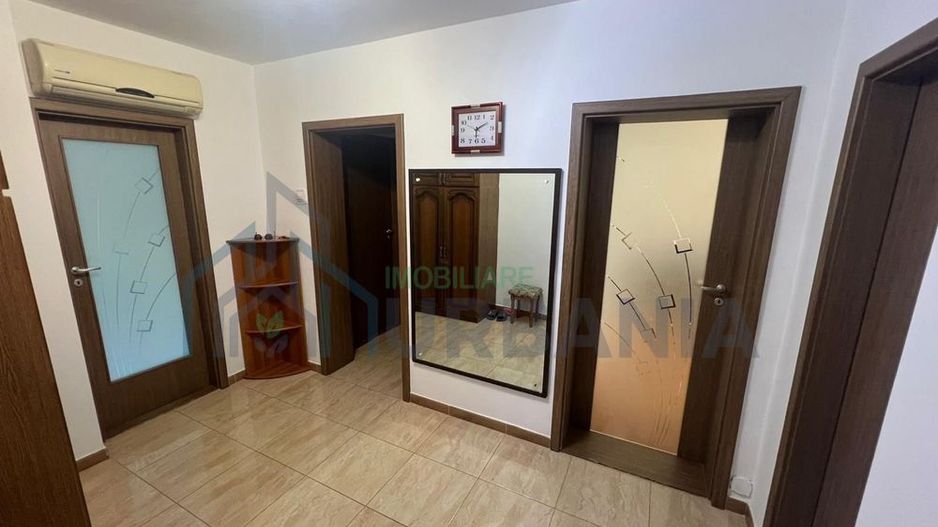 # Inchiriez camera (fata) Ap3 camere Podu Ros Decomandat - Poză 4