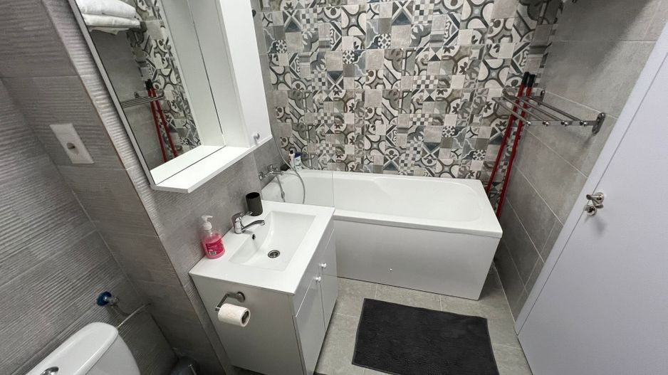 Apartament 2 camere cu terasă, parcare subterană, mobilat complet - Poză 18