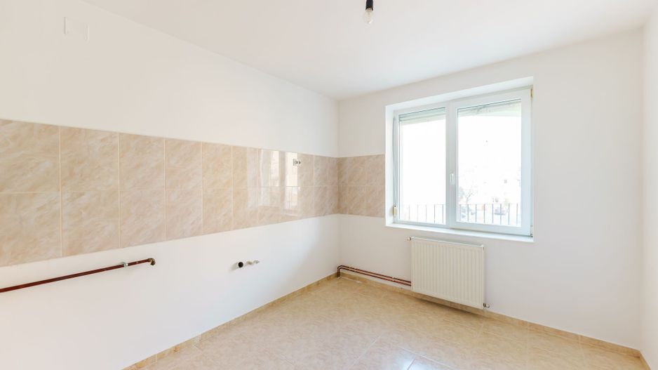 VÂNDUT! Casă cu destinații multiple în cartierul Aurel Vlaicu - Poză 10