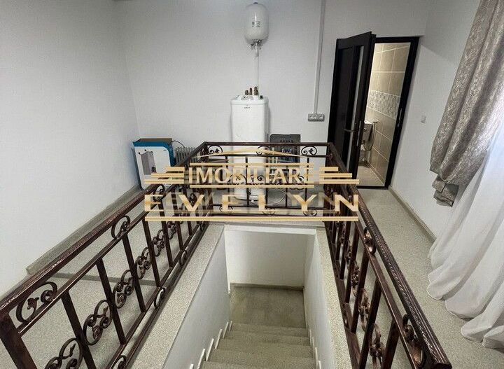 Casa de vanzare in Cristesti la strada principala, renovata complet !! - Poză 13