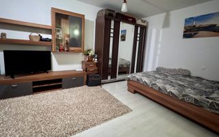 VANZARE | GARSONIERA | DECOMANDATA | DOAMNA GHICA - Poză 1