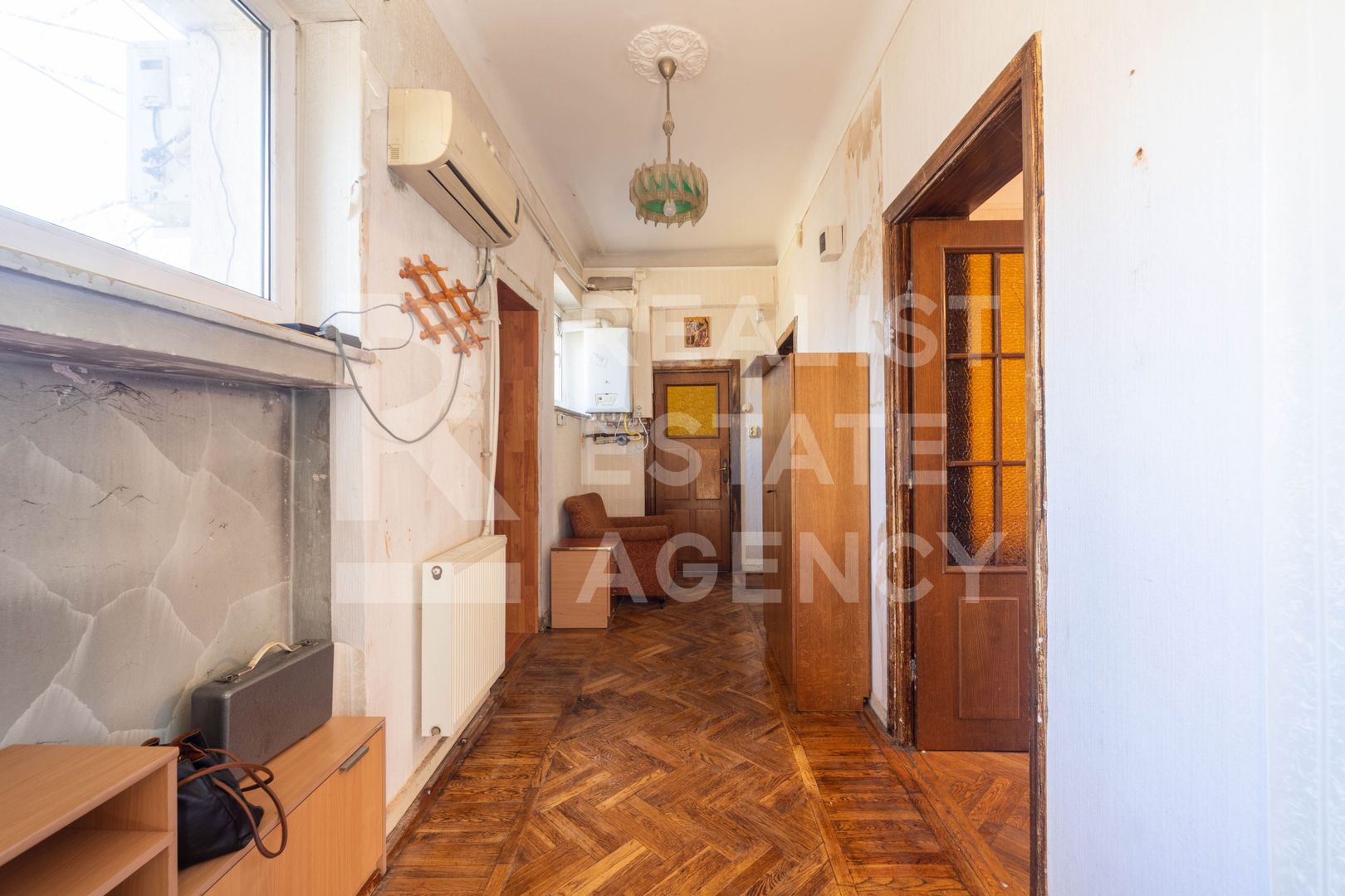 Vânzare, Vilă, 7 camere, zona Parcul Carol - Poză 12