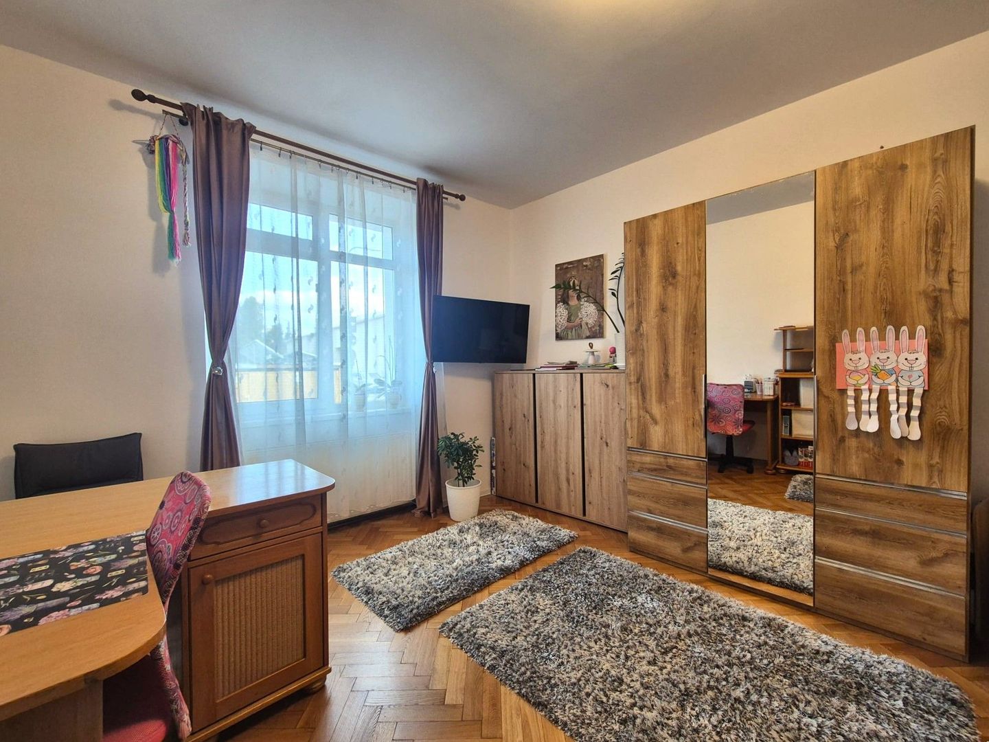 Piața de Miercuri, casă singură în curte, renovată 2025 - Poză 10