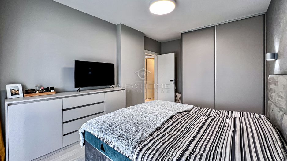 Apartament 2 camere 66 mp, zona Central - Poză 11