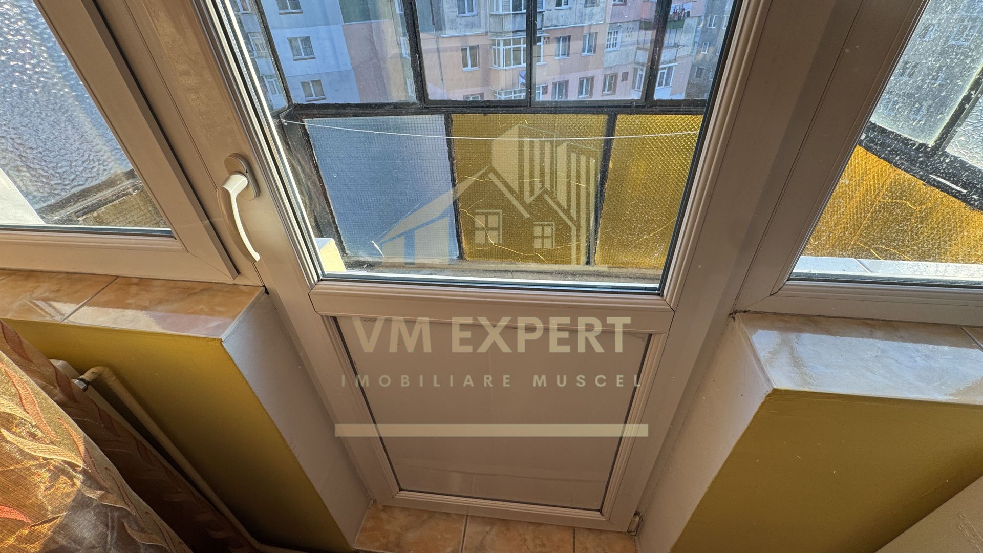 APARTAMENT 2 CAMERE ETAJ 4 VIȘOI CAMPULUNG - Poză 16