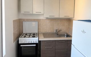Garsoniera, etaj 3, zonă Rogerius, Oradea - Poză 2
