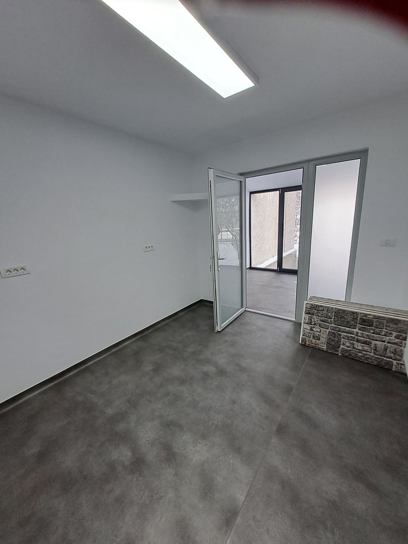 Spatiu Comercial pretabil cabinet medical Cetatii-Torontalului - Poză 20