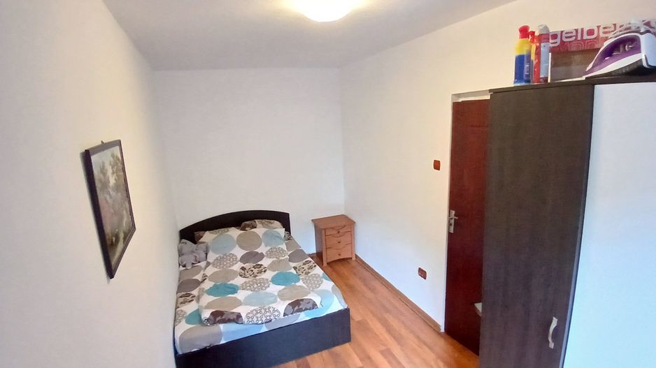 Apartament 2 camere Tecuci etaj 1 – zonă centrală - Poză 4
