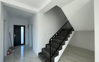 Duplex despartit prin camera tehnica - finisaje premium - Poză 4