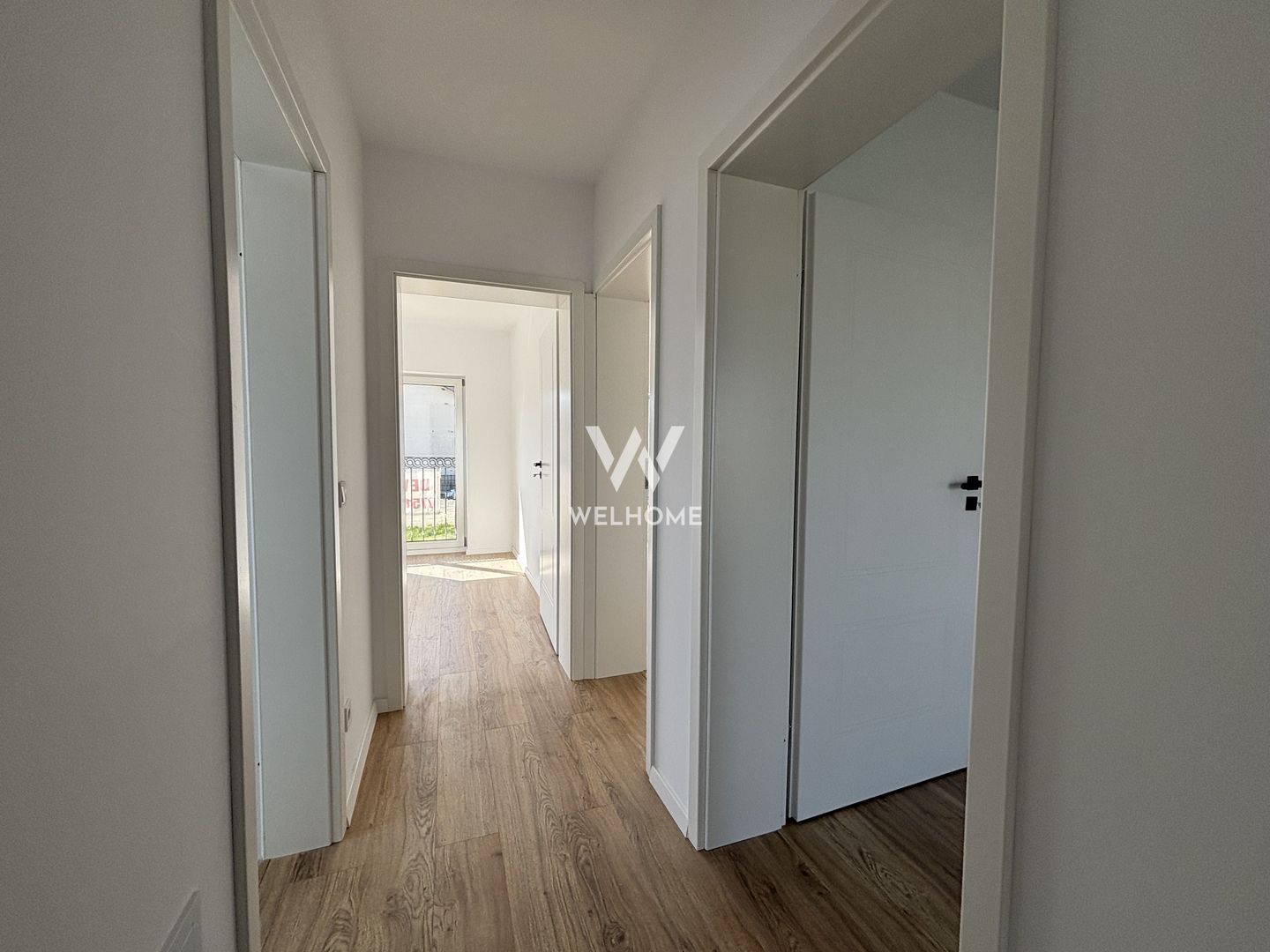 Casa nouă cu 4 camere și curte generoasă – Șelimbăr Triajului - Poză 9