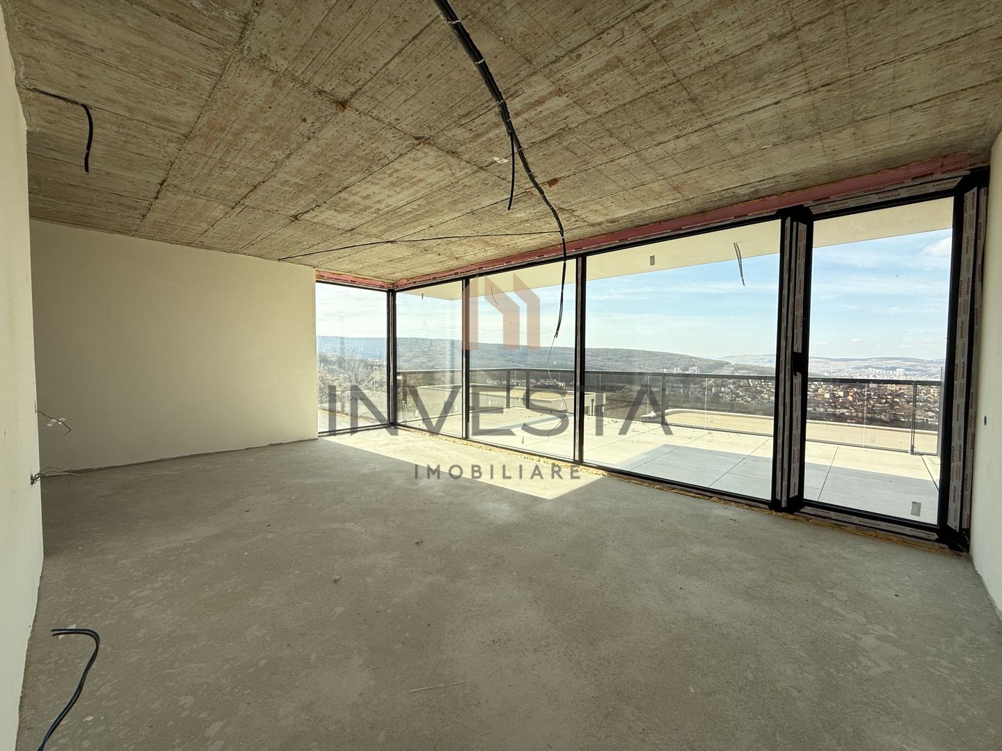 Duplex cu panorama spectaculoasa constructie premium! - Poză 9