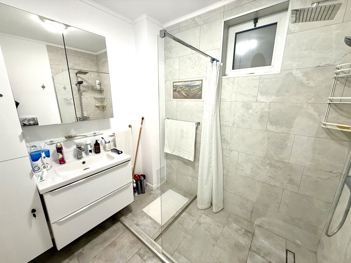 Vila în stil American - Total independentă energetic, garaj + terasă! - Poză 22