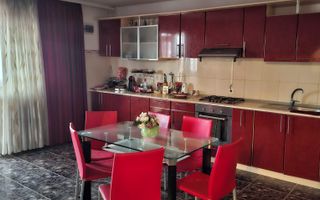 Casa/vila de vanzare in Garoafa /Vrancea - Poză 3