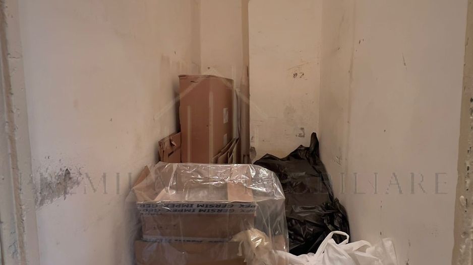 Apartament 2 camere etaj 1 cu boxa zona centrala - Poză 7